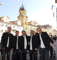 Klapa Nevera na Korzu. Svečani koncert povodom 25 godina klape